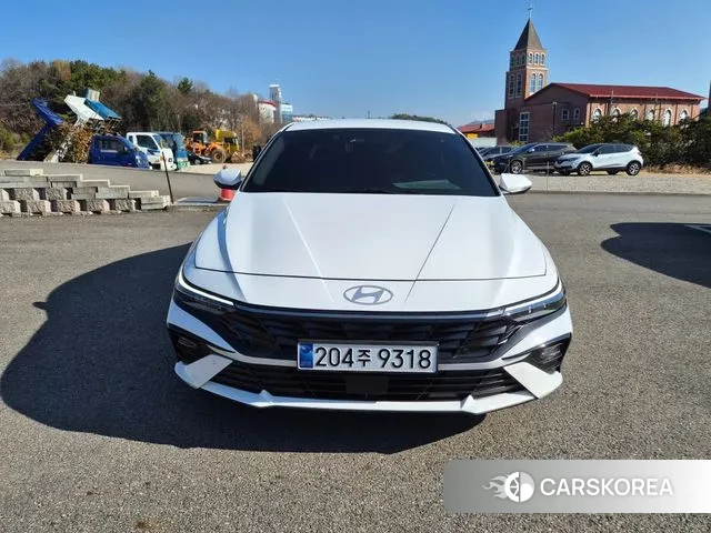 Hyundai The New Avante (CN7) 2024 Белый из Кореи