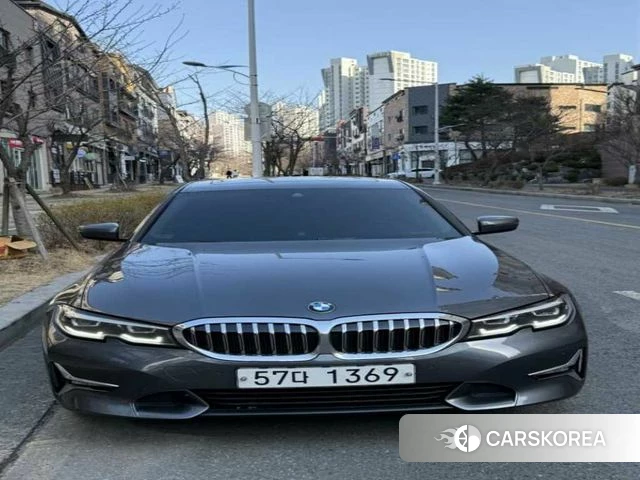 BMW 3 Series (G20) 2019 Серебристо-серый из Кореи