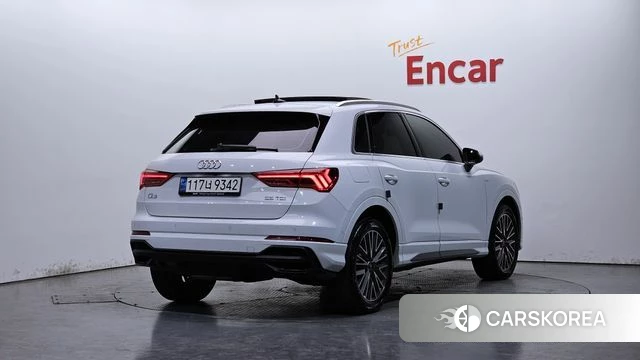 Audi Q3 (F3) 2023 Белый из Кореи