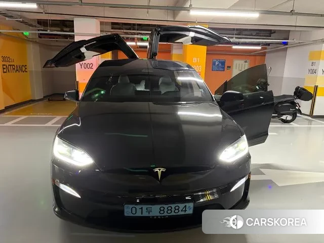 Tesla Model X 2023 Черный из Кореи