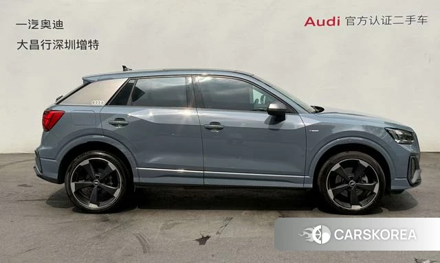 Audi Q2L 2022 Синий из Китая