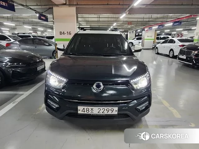 Ssangyong Tivoli Armor 2018 Темно-зеленый из Кореи