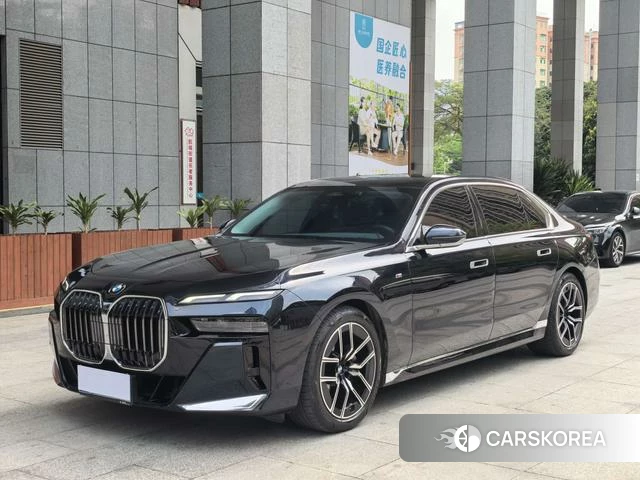 BMW 7 series 2024 Черный из Китая