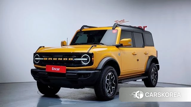 Ford Bronco 6th Generation 2022 Желтый из Кореи