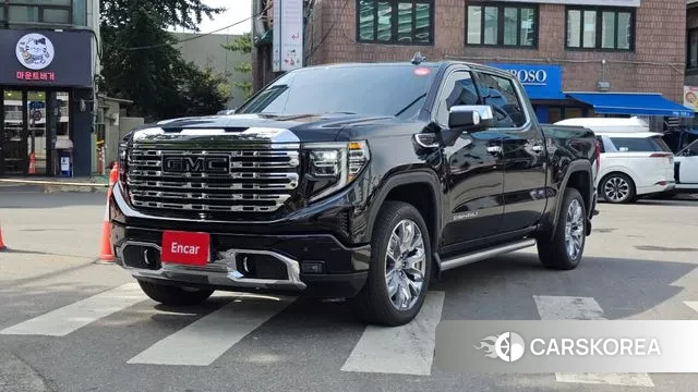 GMC Sierra 2024 Черный из Кореи
