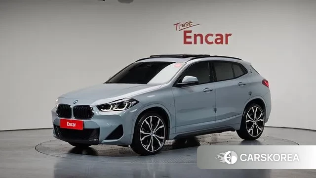 BMW X2 (F39) 2022 Светло-серебряный цвет из Кореи