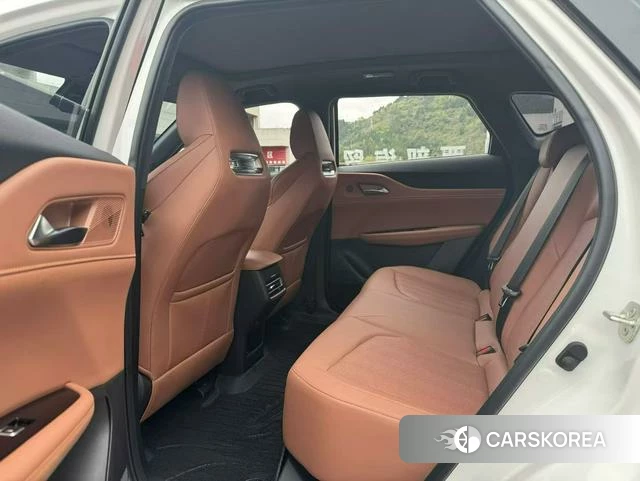 Chang'an UNI-Z 2025 Белый из Китая