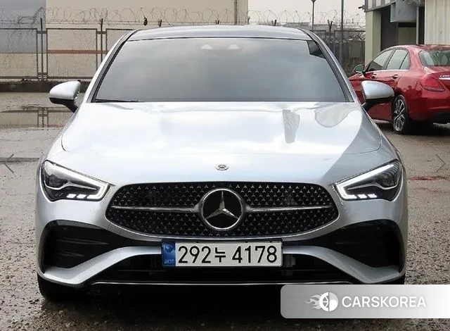 Mercedes-Benz CLA-Class C118 2023 Серебряный из Кореи