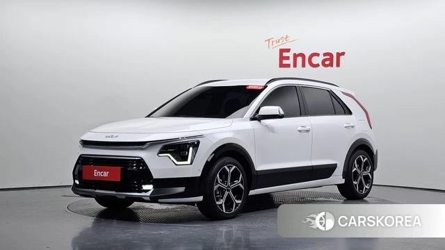 Kia Di Ol Nu Niro 2023 Белый из Кореи