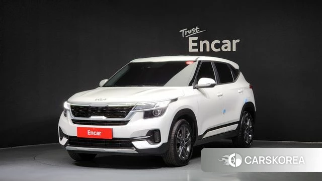 Kia Seltos 2022 Белый из Кореи