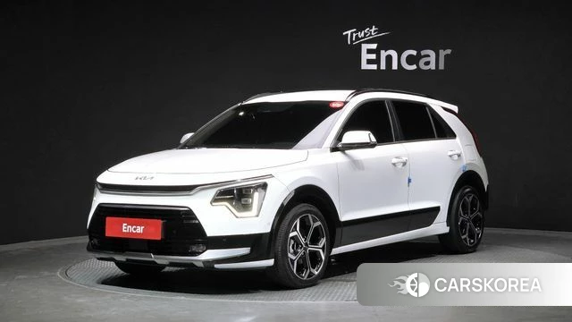 Kia Di Ol Nu Niro 2022 Белый из Кореи