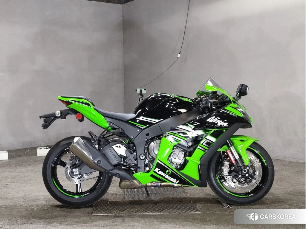 Проданный Kawasaki ZX-10R NINJA 2017 из Японии