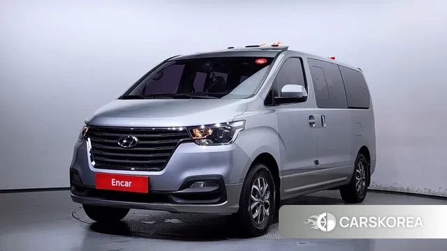 Hyundai The New Grand Starex 2018 Серебристо-серый из Кореи