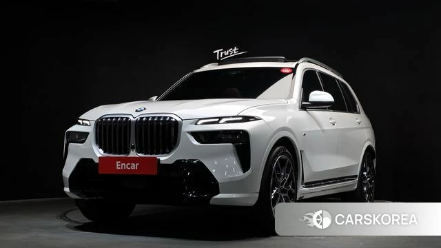 BMW X7 (G07) 2025 Белый из Кореи