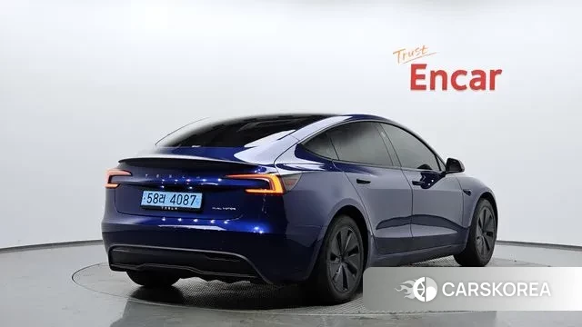 Tesla Model 3 2024 Синий из Кореи