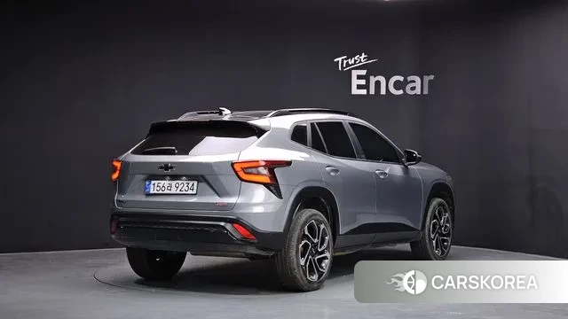 Chevrolet (GM Daewoo) Trax Crossover 2023 Серый из Кореи