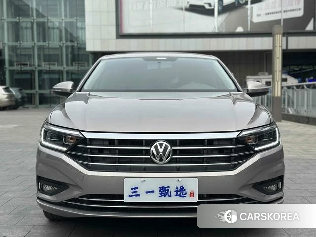 Volkswagen Sagitar 2022 Шампань из Китая