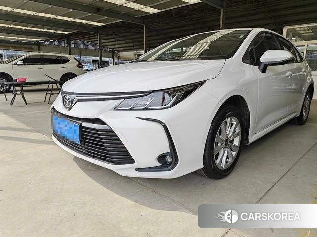 Toyota Corolla 2024 Белый из Китая