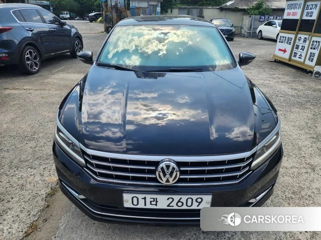 Volkswagen The New Passat 2018 Черный из Кореи