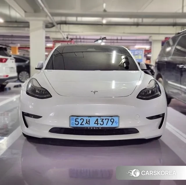 Tesla Model 3 2021 Белый из Кореи