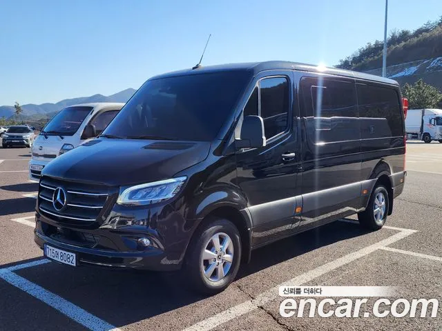 Mercedes-Benz Sprinter 2024 Черный из Кореи