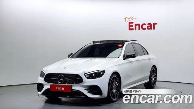 Mercedes-Benz E-Class W213 2023 Белый из Кореи