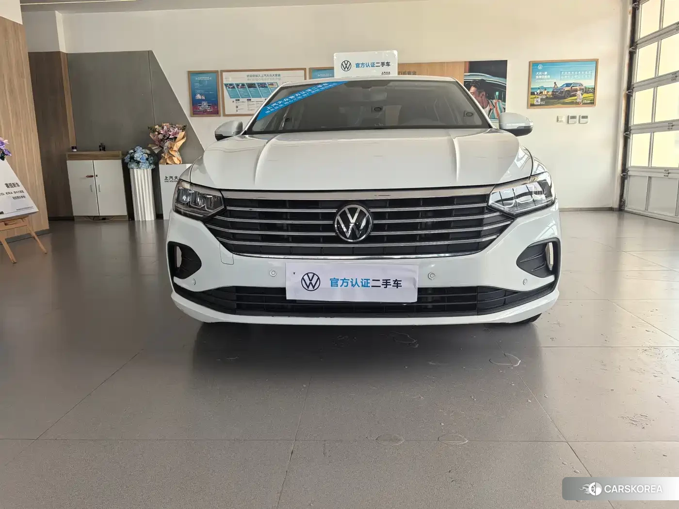Volkswagen Lavida 2024 Белый из Китая