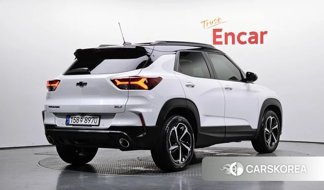 Chevrolet (GM Daewoo) Trailblazer 2021 Белый из Кореи