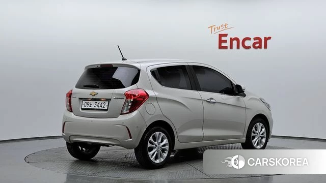 Chevrolet (GM Daewoo) The New Spark 2019 Белый из Кореи