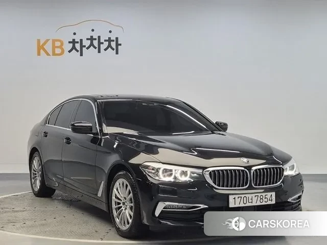 BMW 5 Series (G30) 2020 Черный из Кореи