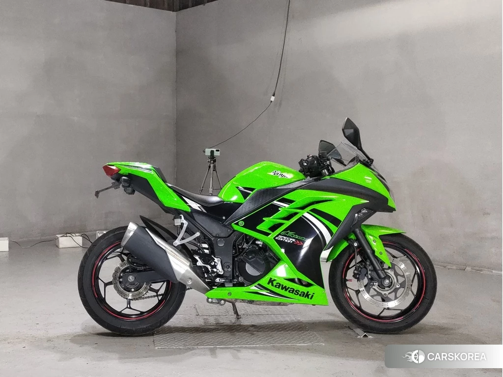 Проданный Kawasaki NINJA 250 2014 из Японии, фото 2
