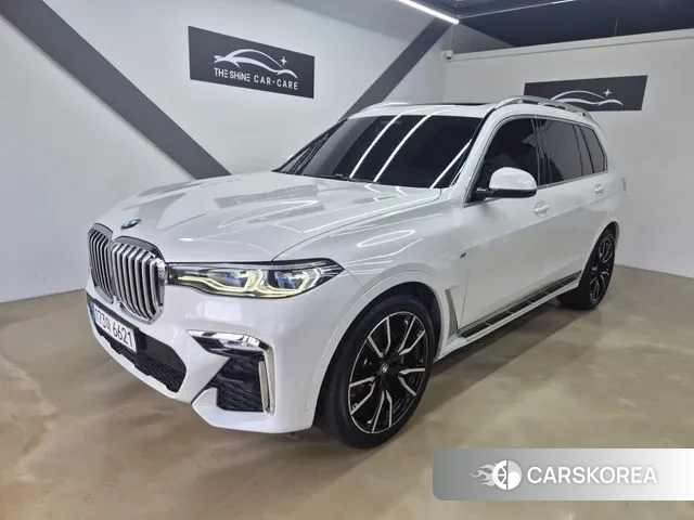 BMW X7 (G07) 2021 Белый из Кореи