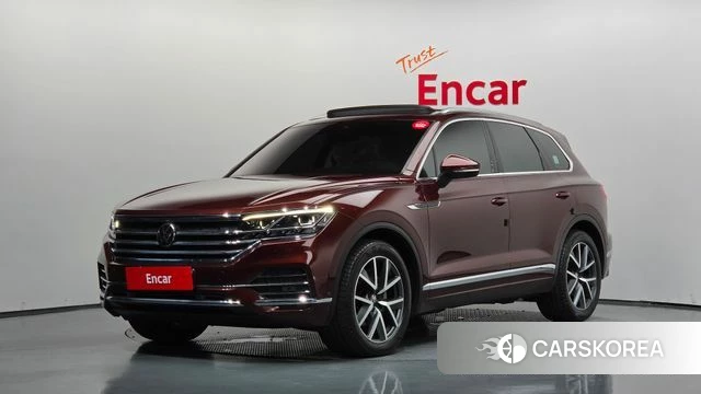 Volkswagen Touareg 3rd generation 2023 Коричневый из Кореи