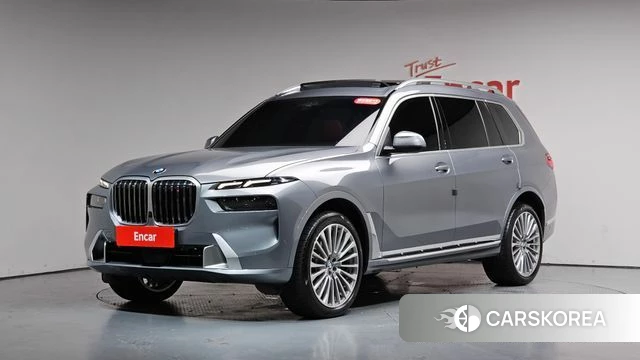 BMW X7 (G07) 2024 Серый из Кореи