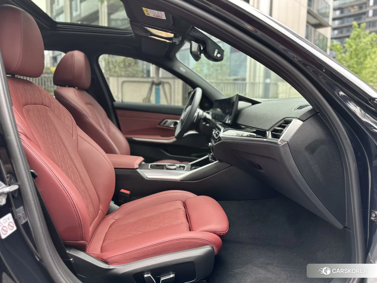 BMW 3 series 2022 Черный из Китая