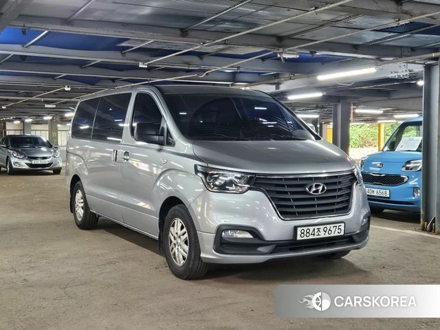 Hyundai The New Grand Starex 2019 Серебряный из Кореи