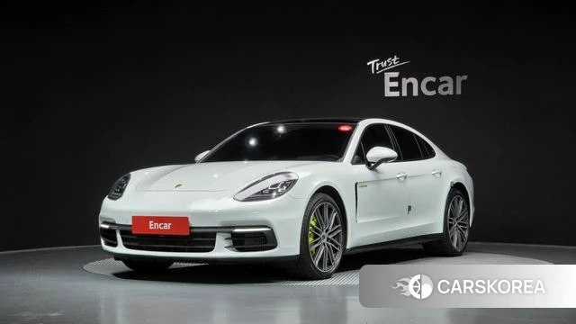 Porsche Panamera (971) 2019 Белый из Кореи