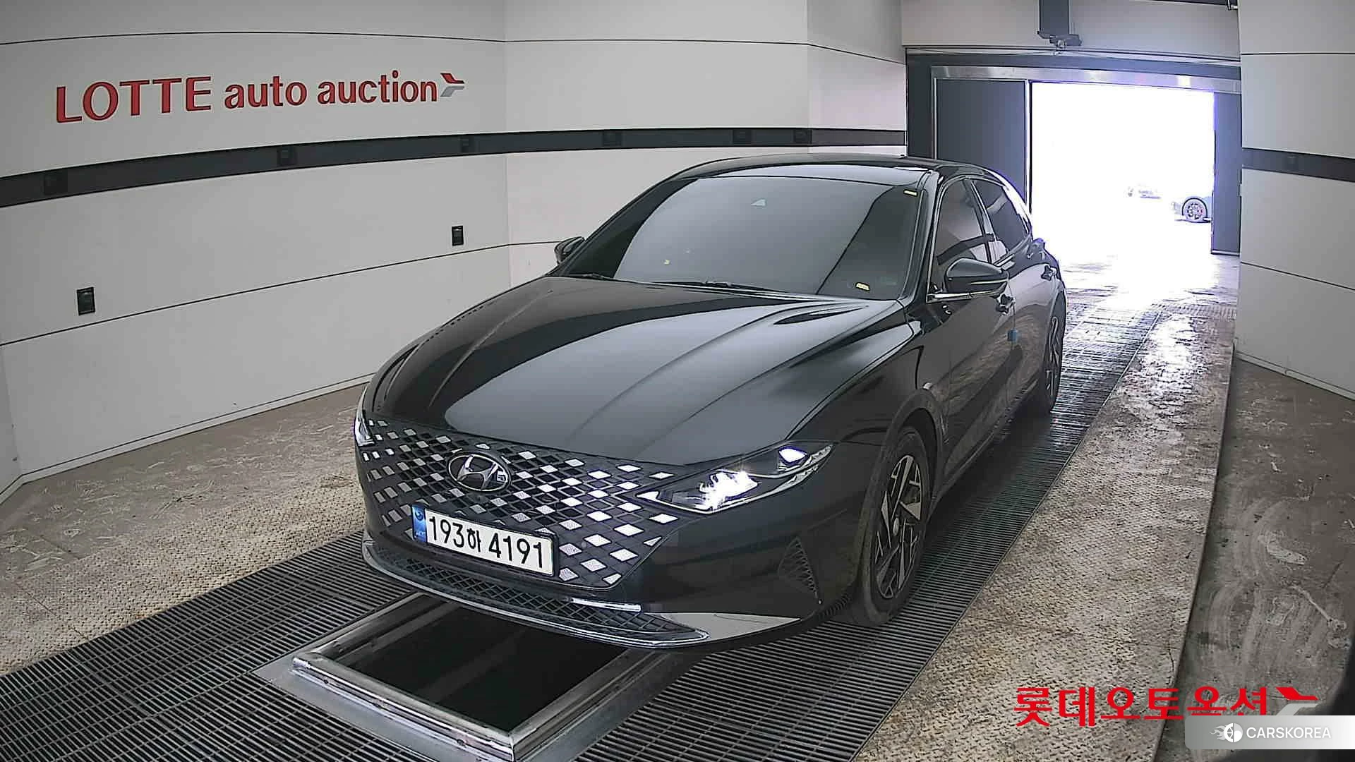 Hyundai Grandeur Hybrid 2022 Midnight Black Pearl из Кореи