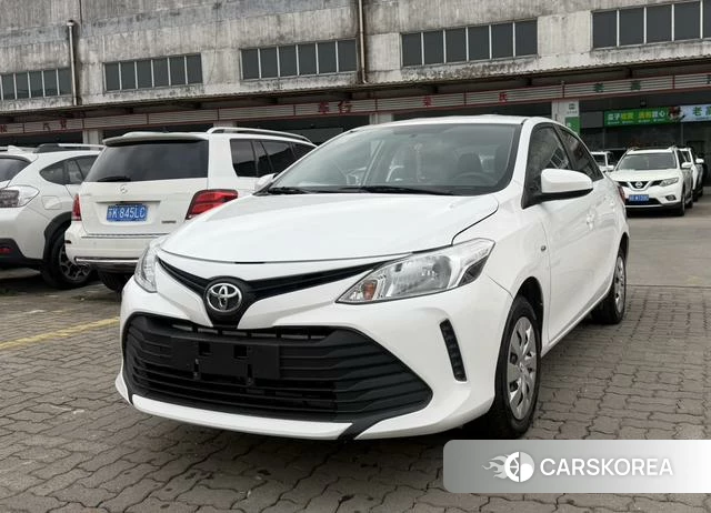 Toyota Vios 2018 Белый из Китая
