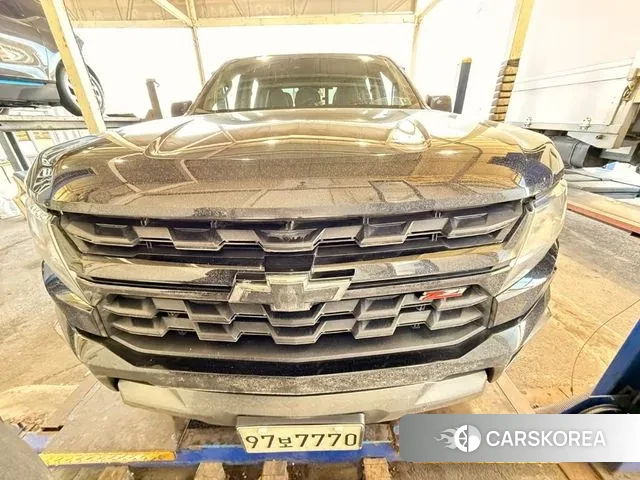 Chevrolet (GM Daewoo) Real New Colorado 2022 Черный из Кореи