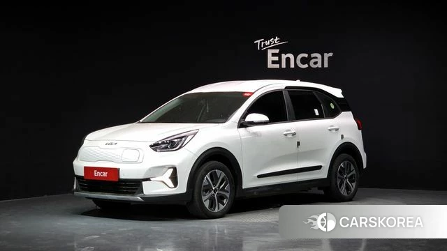 Kia Niro Plus 2023 Белый из Кореи