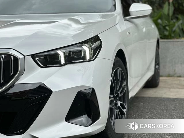 BMW 5 series 2025 Белый из Китая