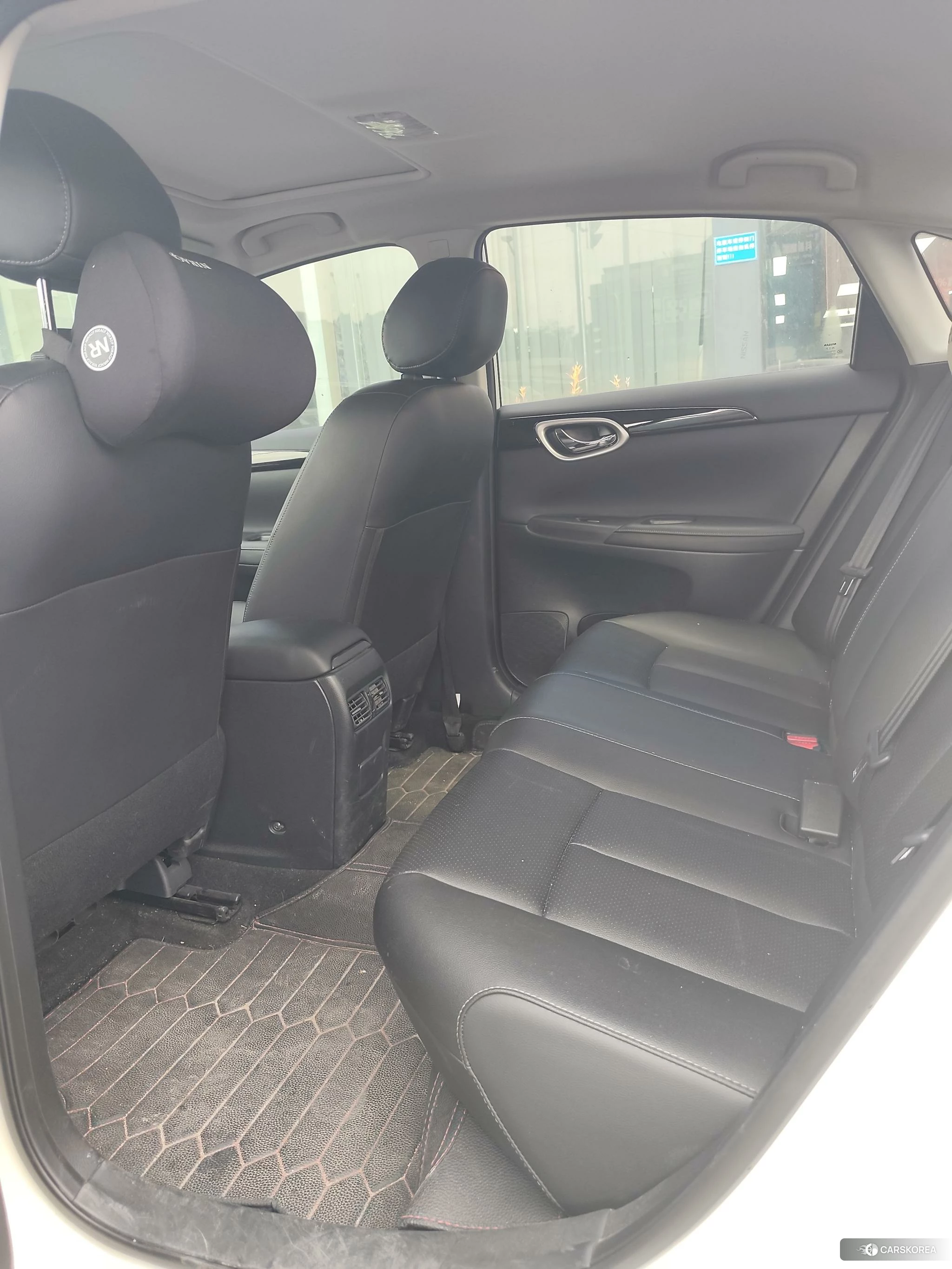 Nissan Xuan Yi 2020 Белый из Китая
