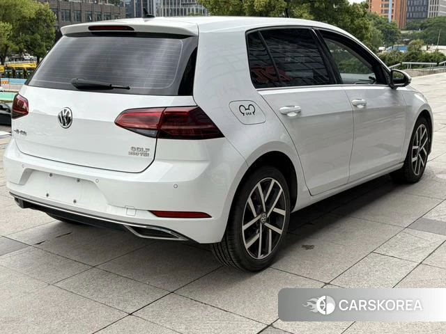 Volkswagen Golf 2020 Белый из Китая