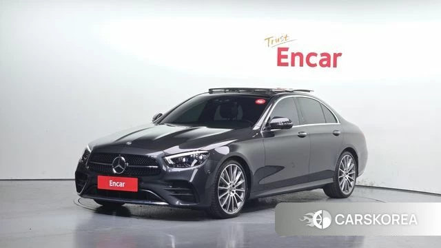 Mercedes-Benz E-Class W213 2021 Серый из Кореи