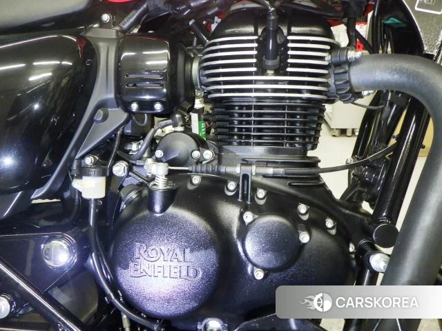 Engine photo