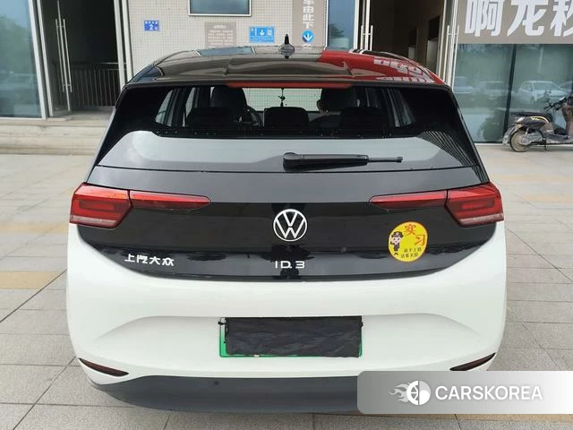 Volkswagen ID.3 2025 Белый из Китая