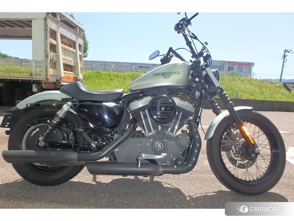 Проданный Harley-Davidson Sportster XL1200N Nightster 2010 из Японии, фото 2
