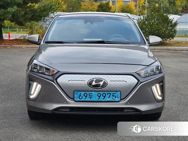 Hyundai The New Ionic Electric 2020 Серебристо-серый из Кореи