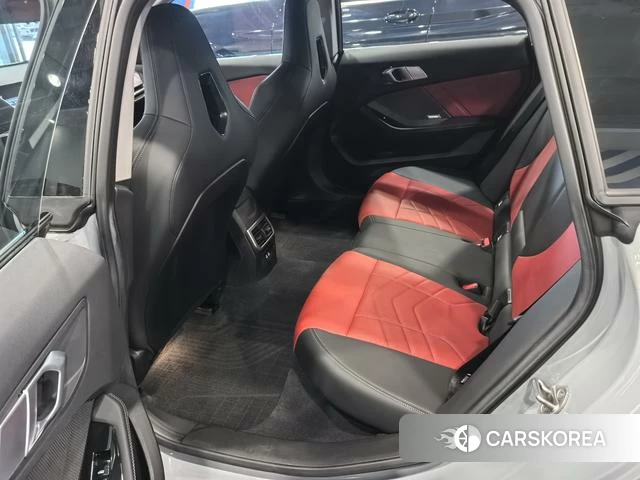 BMW 2 series 2025 Серебристо-серый из Китая